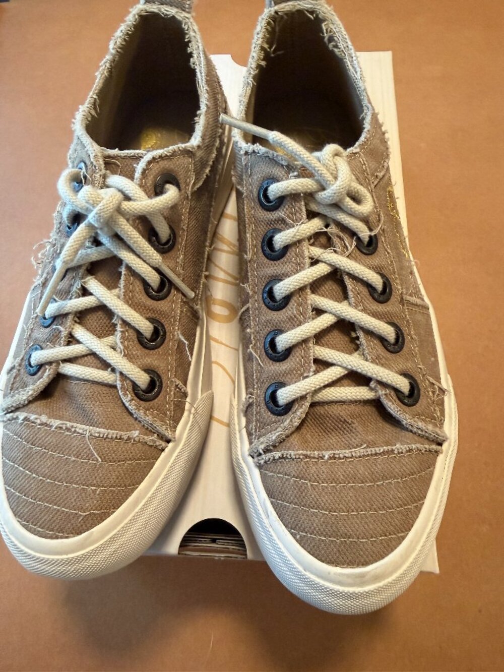 Women's Shoes